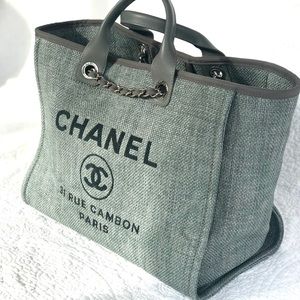 CHANEL Large Deauville Tote